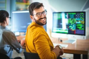 What Web Developers Earn: Skills, Experience & Freelance Rates
