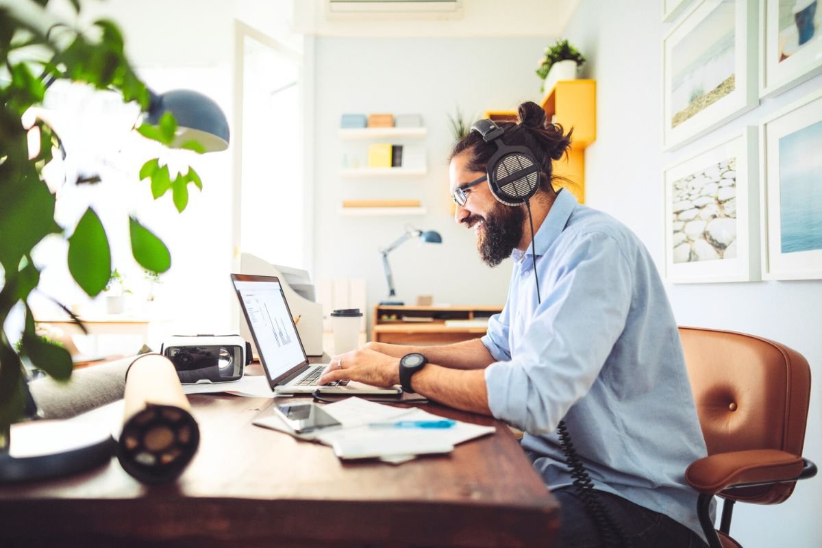 3 remote jobs you can start with no experience in 2025