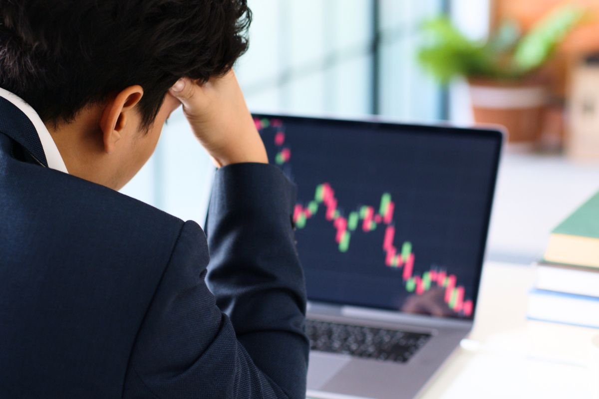 ETF slowdown wipes  billion off the market — what investors need to know